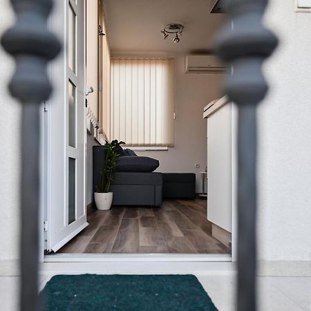 Remi Apartment ซูโกชัน ภายนอก รูปภาพ