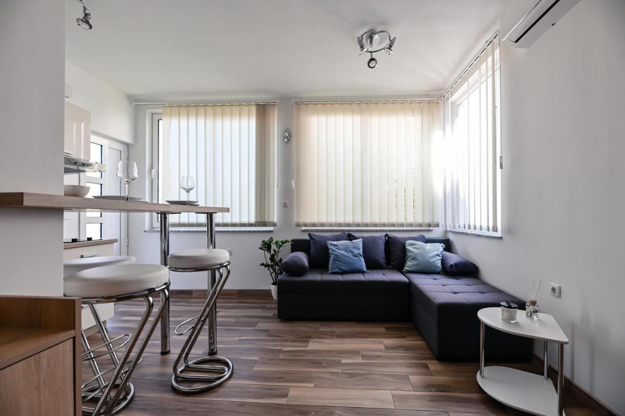 Remi Apartment ซูโกชัน ภายนอก รูปภาพ