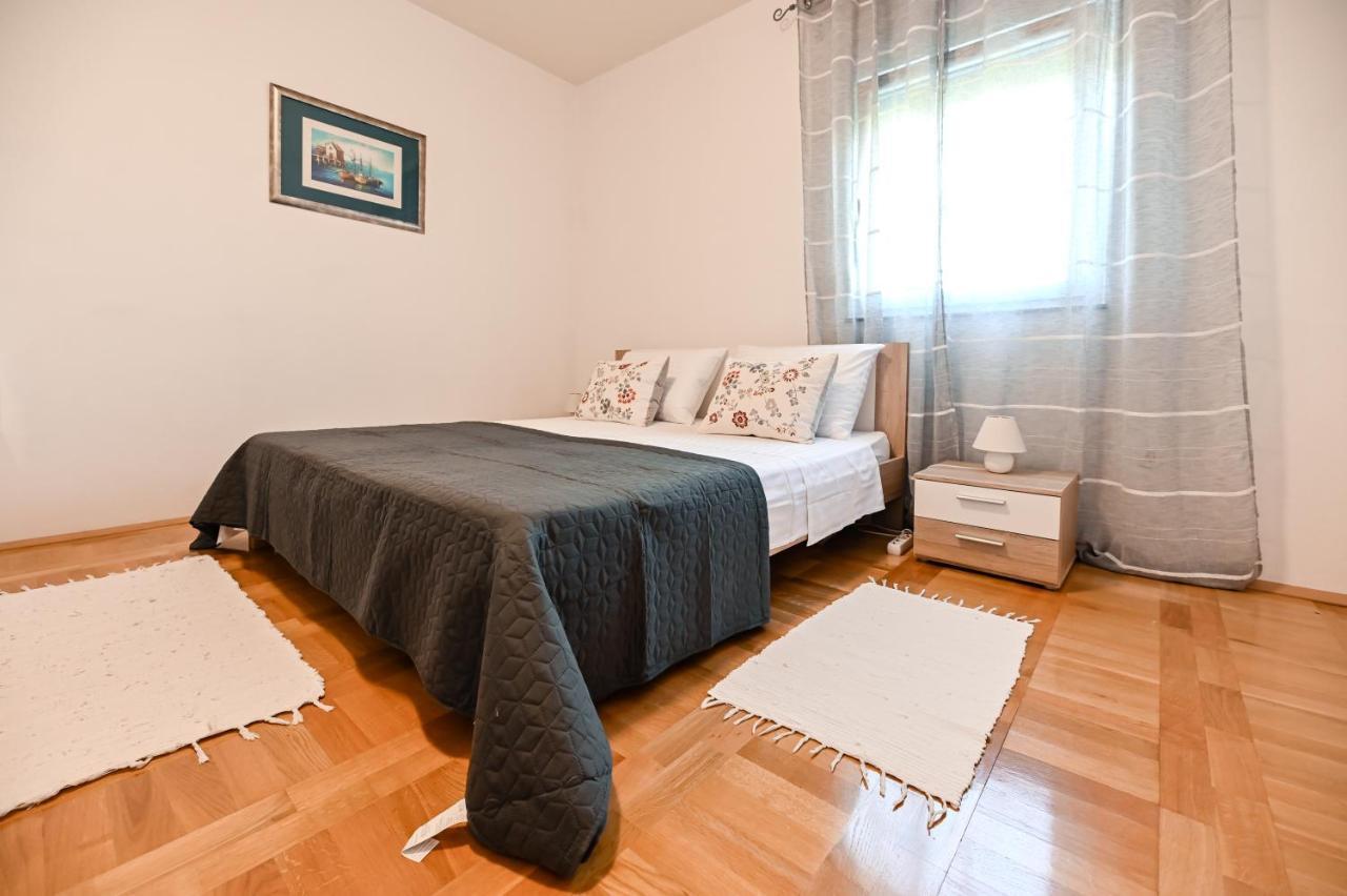 Remi Apartment ซูโกชัน ภายนอก รูปภาพ