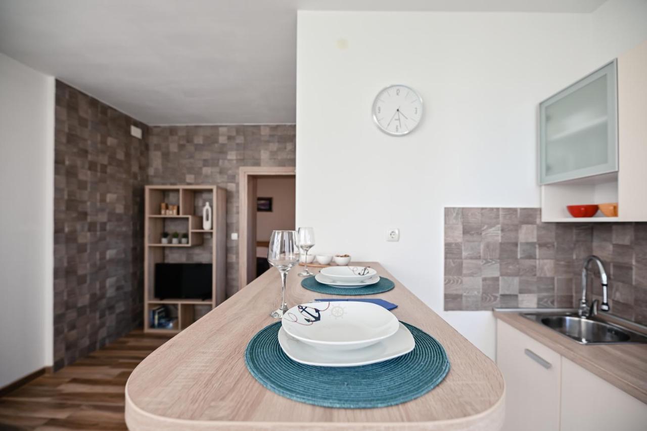 Remi Apartment ซูโกชัน ภายนอก รูปภาพ