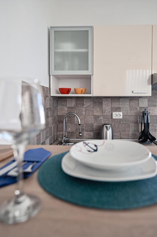 Remi Apartment ซูโกชัน ภายนอก รูปภาพ
