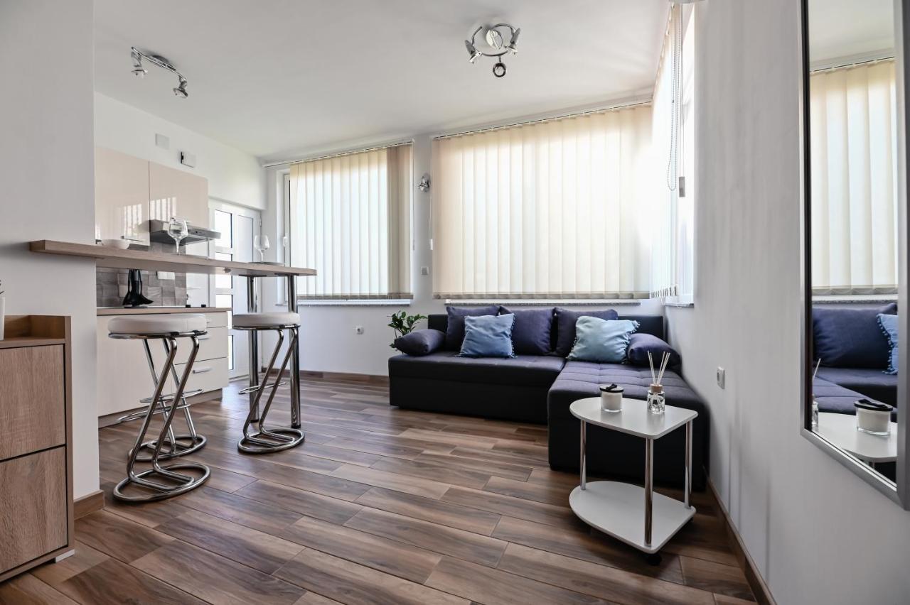 Remi Apartment ซูโกชัน ภายนอก รูปภาพ